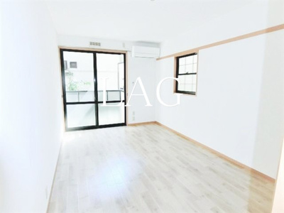 【居間・リビング】 | ウイスティリア高洲 | 洋室のお部屋です。