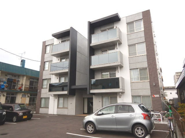 ＢＡＳＥ　ＳＨＩＲＯＩＳＨＩ
