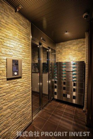 Horikiri M-RESIDENCEのエントランス