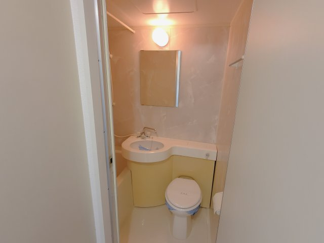 カンタ・ラーモのトイレ|落ち着いたトイレです