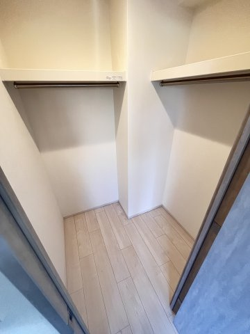 大阪市都島区善源寺町１丁目の賃貸マンションの収納