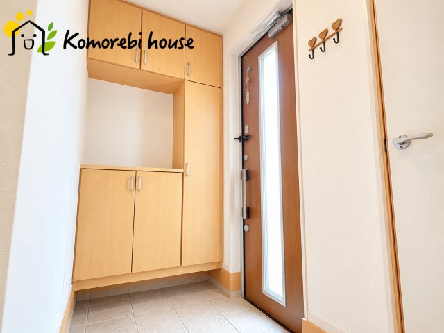 川越市大字下広谷　中古戸建の玄関