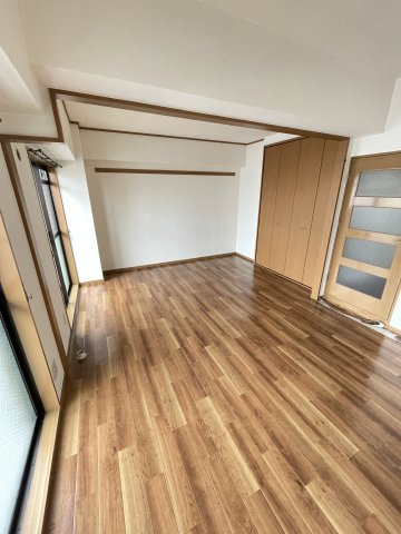 【居間・リビング】 | コウジィコート小林ビル