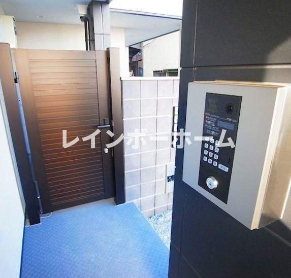 特典：仲介手数料が半額です!!のその他共用部分|オートロックです