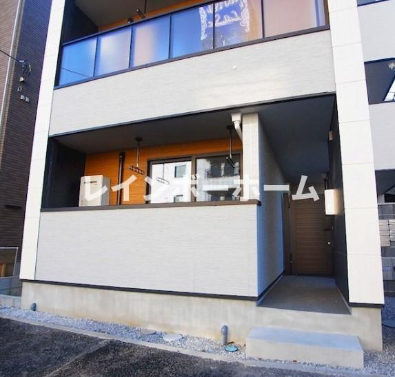 特典：仲介手数料が半額です!!のエントランス|落ち着いたエントランスです