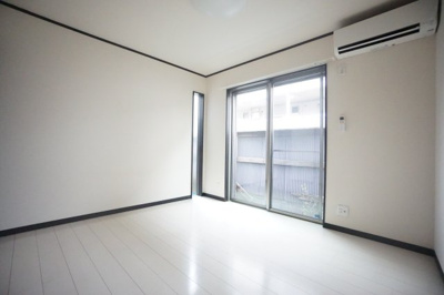 【居間・リビング】 | メゾン・ドゥ・ショコラ都賀 | ※同物件、同タイプのお部屋です