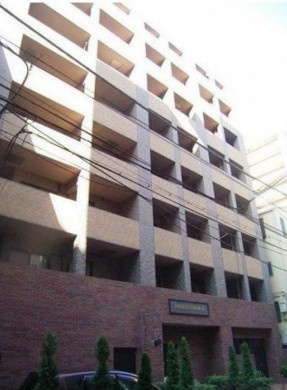 【外観】 | フェニックス南阿佐ヶ谷 | 鉄筋コンクリート造のがっちりとした建物。