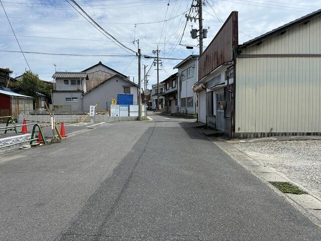 新築戸建て・仲介手数料無料）稲沢市祖父江高熊　１号棟の前面道路含む現地写真|前面道路含む現地写真です
