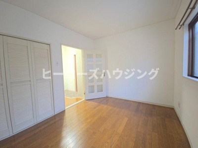 【洋室】 | メゾンタカノ