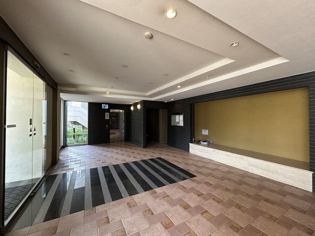 【エントランス】 | サンパーク三ヶ森Ⅱ☆仲介手数料無料☆