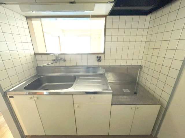 コーポ小林のキッチン|イメージとして同建物他部屋を表示しています