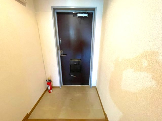 コーポ小林の玄関|イメージとして同建物他部屋を表示しています