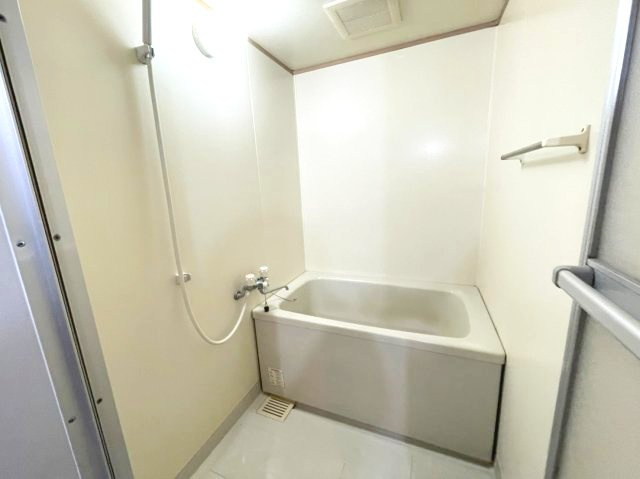 コーポ小林の浴室|イメージとして同建物他部屋を表示しています