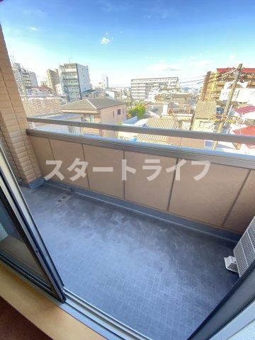 大阪市東淀川区淡路４丁目の賃貸マンションのバルコニー