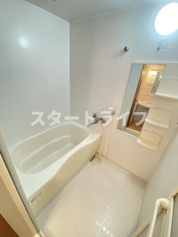 大阪市東淀川区淡路４丁目の賃貸マンションの浴室