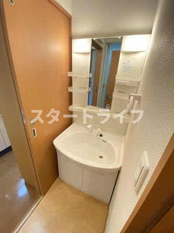 大阪市東淀川区淡路４丁目の賃貸マンションの洗面所