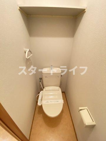 大阪市東淀川区淡路４丁目の賃貸マンションのトイレ