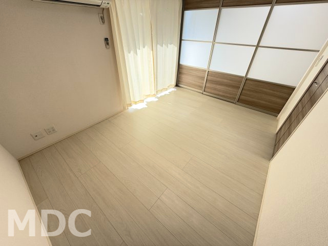 セジュール　エムの洋室