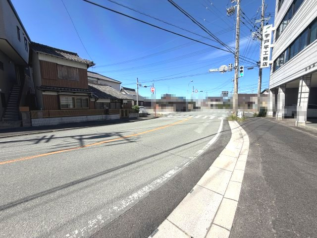 【前面道路含む現地写真】の画像