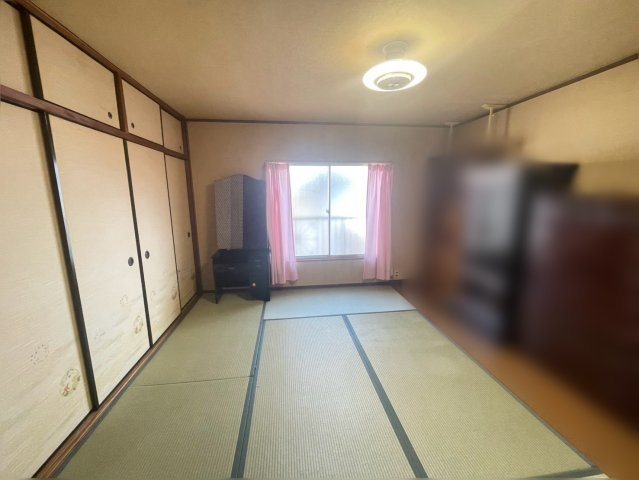 寝屋川市点野4丁目の和室|室内多数リフォーム歴あり、きれいにお使いです！