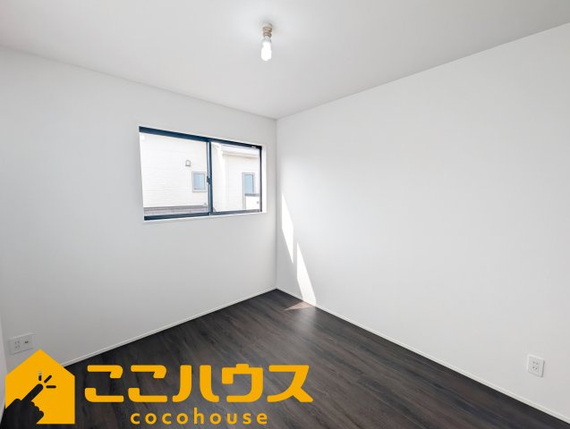 八重瀬町安里3期　グラファーレ　新築戸建て　全2棟　1号棟の子供部屋|【施工例】※同施工の別物件写真