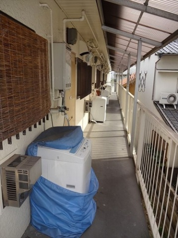 重康第二コーポのロビー