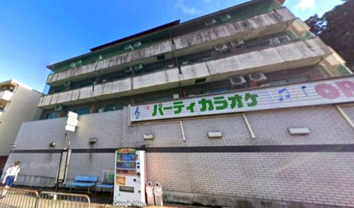 ブルーフラッグ京都北（旧ロイヤルプラザ）の外観