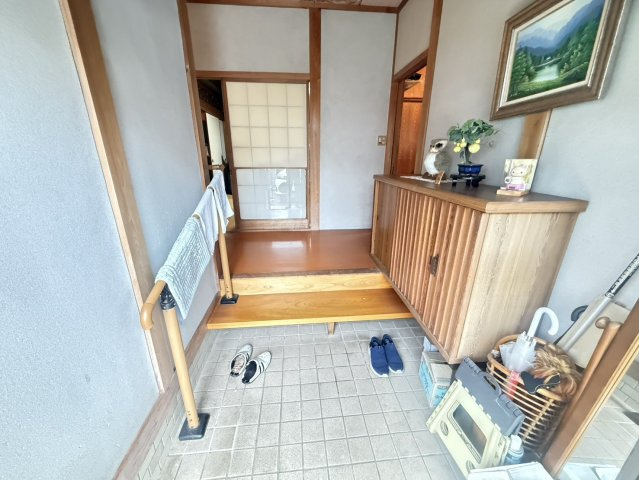 泉佐野市湊1丁目　中古戸建の玄関