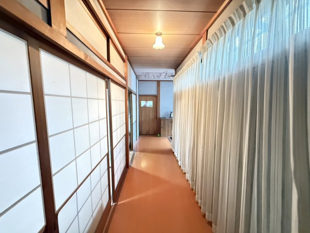 泉佐野市湊1丁目　中古戸建の内装