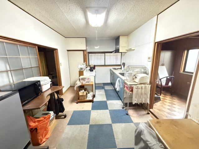 泉佐野市湊1丁目　中古戸建のキッチン
