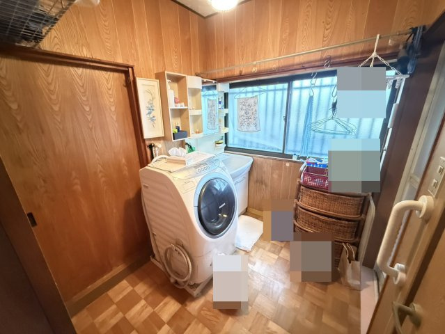泉佐野市湊1丁目　中古戸建の洗面所