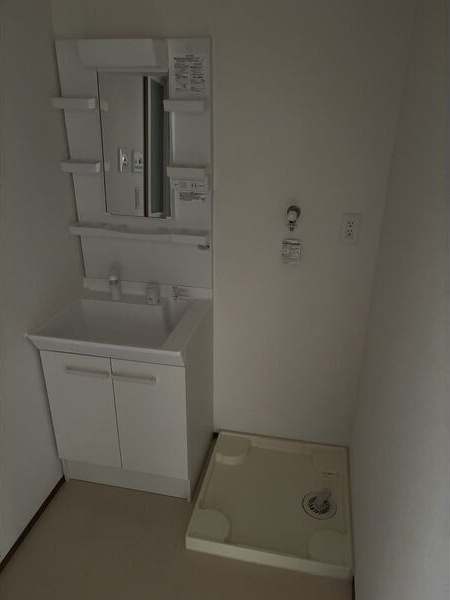 グランドパレス御所橋Iの洗面所