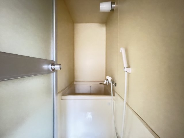 寝屋川市緑町の賃貸マンションの浴室