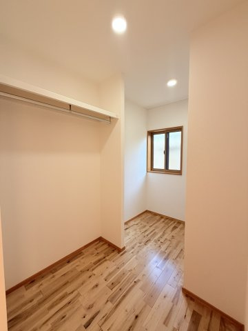 安曇野市豊科高家　中古住宅の収納