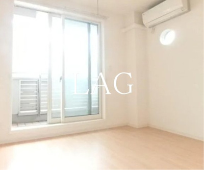 【居間・リビング】 | サンパティーク | 洋室のお部屋です。