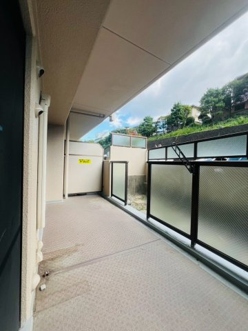 グレーシィ須磨アルテピアⅠ番街のバルコニー