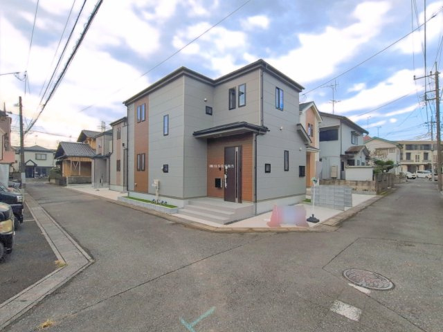 富士見市水谷東１丁目の新築一戸建の前面道路含む現地写真