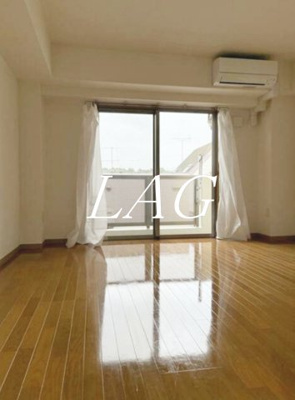 【居間・リビング】 | Ｔ．Ｇ．Ⅲ | 洋室のお部屋です。