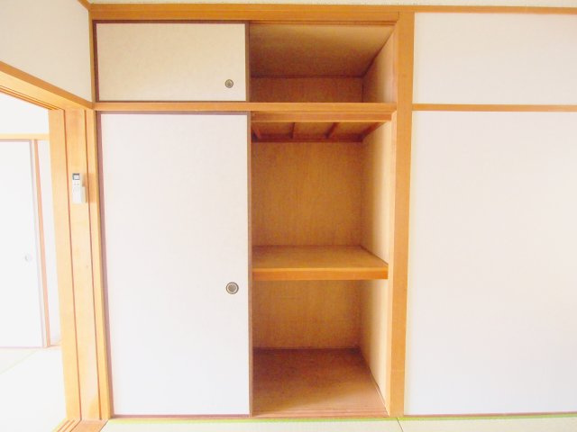 落合マンションの収納