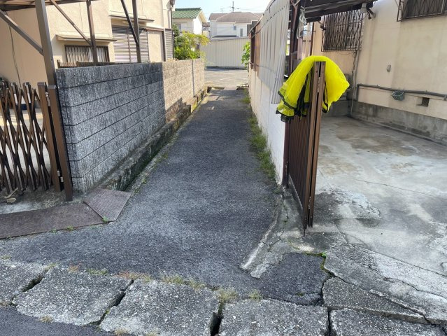 河内長野市千代田南町・売土地の前面道路含む現地写真