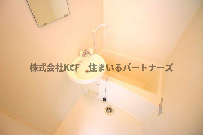 レジデンスTの浴室|コンパクトで使いやすいお風呂です