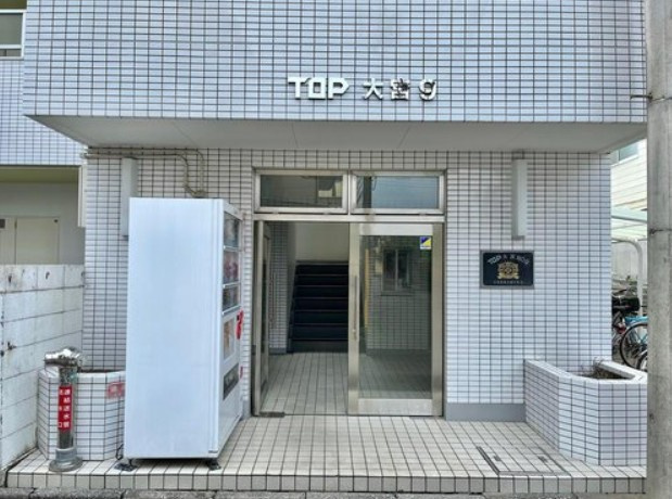 TOP大宮No.９のエントランス