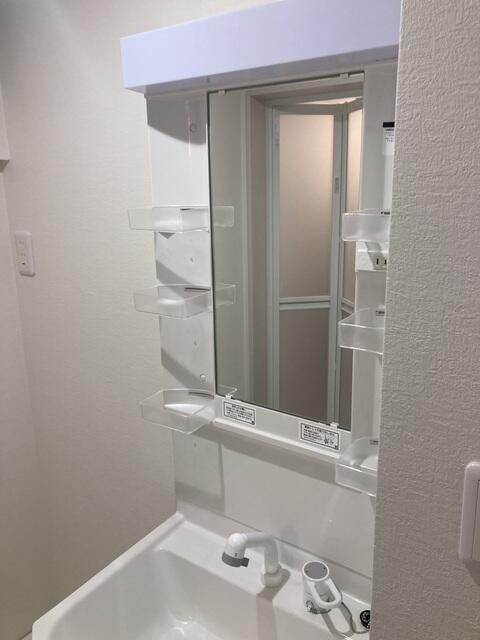 ＫＬＥＩＳ岩槻の洗面所|部屋参照写真
