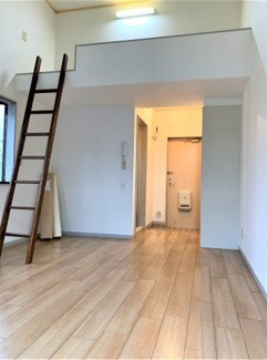 【内装】 | 同間取り上階お部屋　お部屋にはロフト付