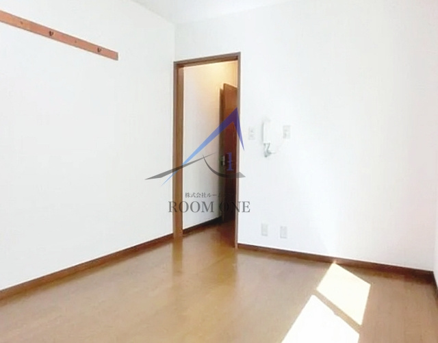 パインパルデンスの居間・リビング|洋室のお部屋です。