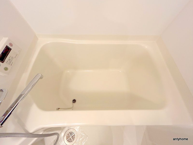 ハビテ靭センターコート　仲介手数料無料の浴室