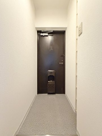 ロイヤルメゾン塚口Vの玄関