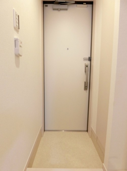 【玄関】
