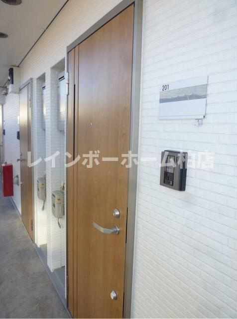 特典：仲介手数料が不要です‼のエントランス