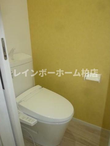 特典：仲介手数料が不要です‼のトイレ|ゆったりとした空間のトイレです